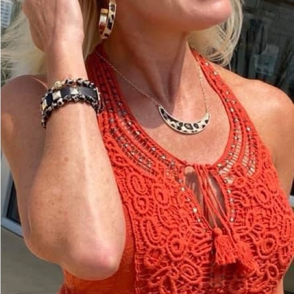 Gold Tone Leopard Crescent Necklace by Paparazzi - Picture 3 of 4